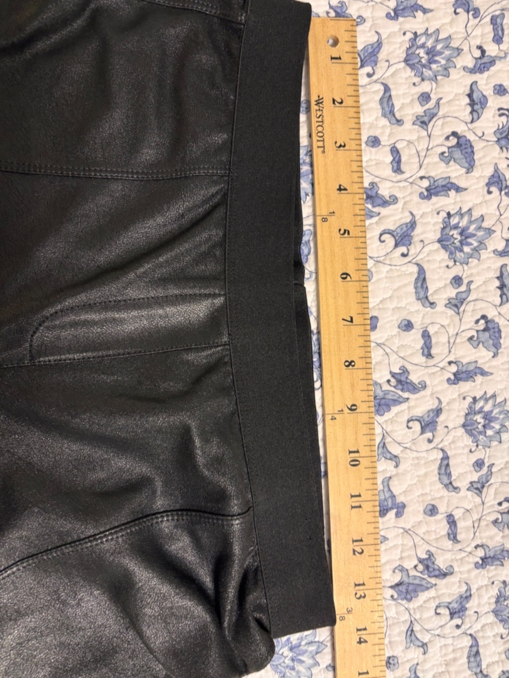 BCBGMAXAZRIA Moto Leggings S Black Faux Leather Cargo Pockets Stretch Pants - Picture 6 of 8